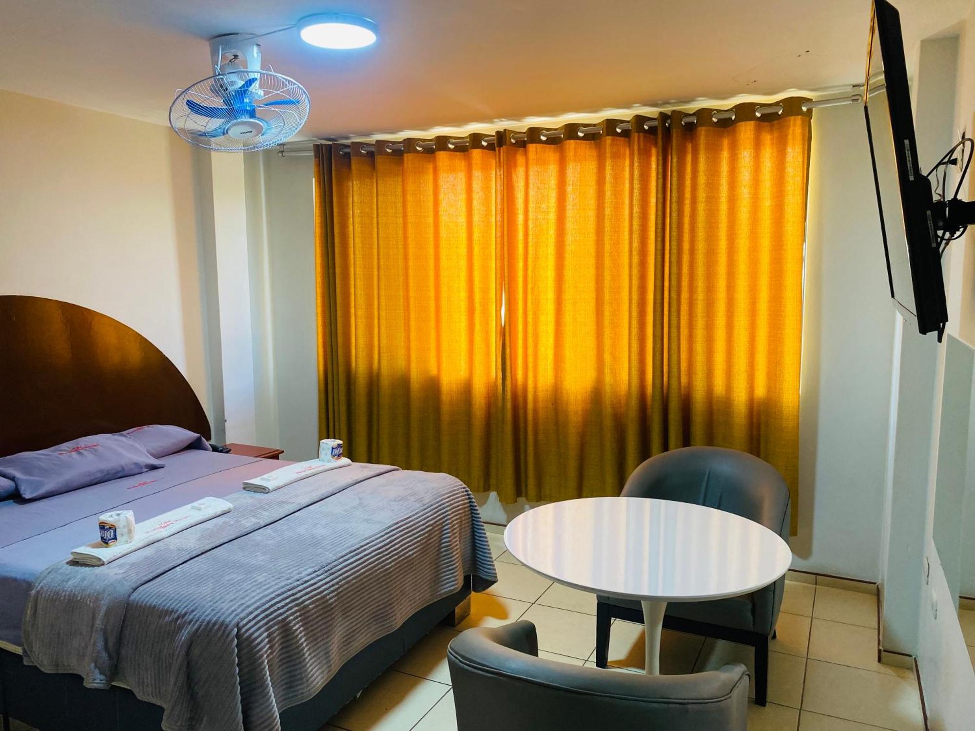Hotel Peruvians House Callao المظهر الخارجي الصورة